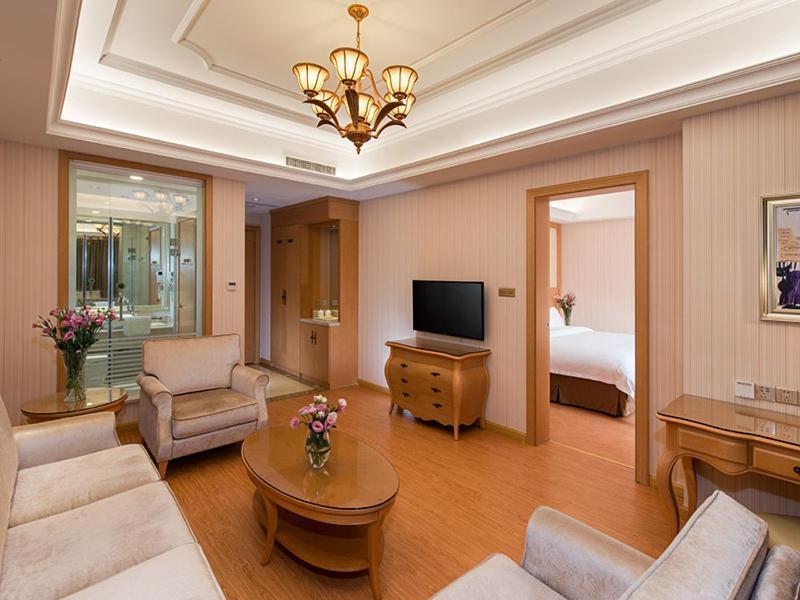 Vienna Hotel Foshan Nanhai Avenue Branch Esterno foto
